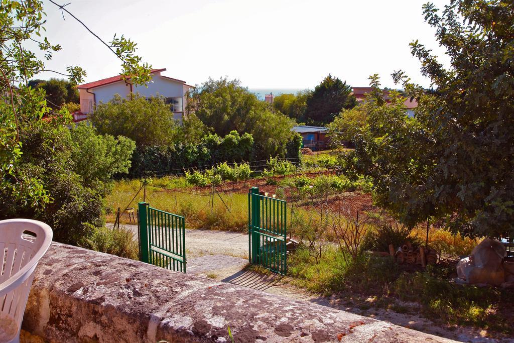 La Ginestra Bed & Breakfast Sciacca Exterior photo